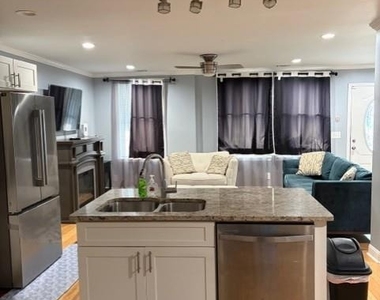 176 Racine Street Sw - Photo Thumbnail 4