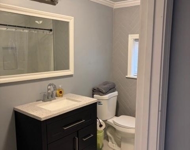 176 Racine Street Sw - Photo Thumbnail 7