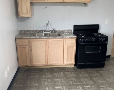 11809 S Lafayette Avenue - Photo Thumbnail 3