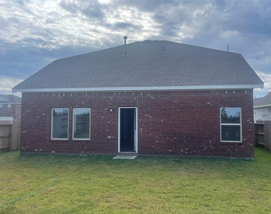 827 Rosewood Trail - Photo Thumbnail 11