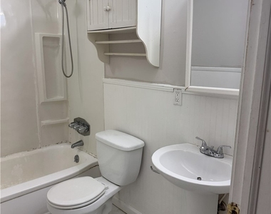1807 Westhill Road - Photo Thumbnail 5