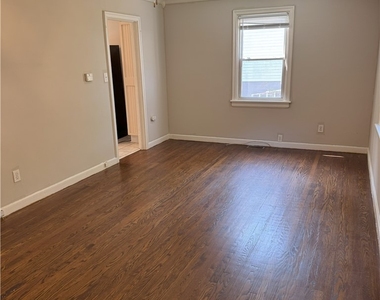 1807 Westhill Road - Photo Thumbnail 3