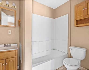 2200 Peach Avenue - Photo Thumbnail 10