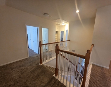 2715 Riverhollow Lane - Photo Thumbnail 25