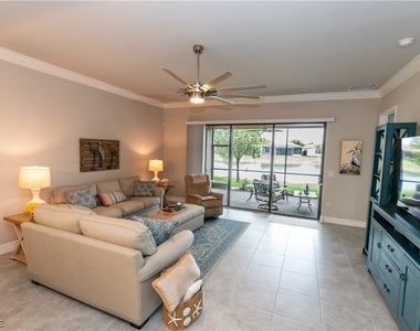 11593 Lakewood Preserve Place - Photo Thumbnail 6