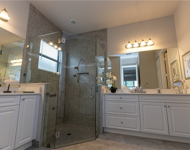 11593 Lakewood Preserve Place - Photo Thumbnail 12