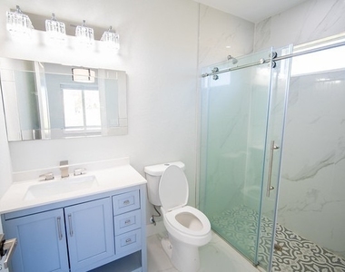 115 Milwaukee Boulevard - Photo Thumbnail 6