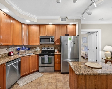 2825 Palm Beach Boulevard - Photo Thumbnail 2