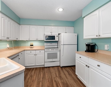 7400 College Parkway - Photo Thumbnail 8