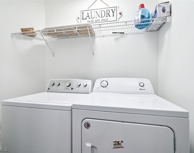 981 Hampton Circle - Photo Thumbnail 20