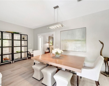 1375 Gordon Drive - Photo Thumbnail 10