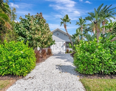1375 Gordon Drive - Photo Thumbnail 40