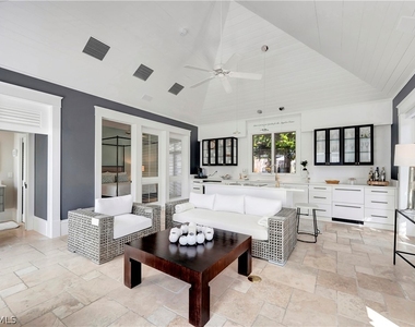 1375 Gordon Drive - Photo Thumbnail 20