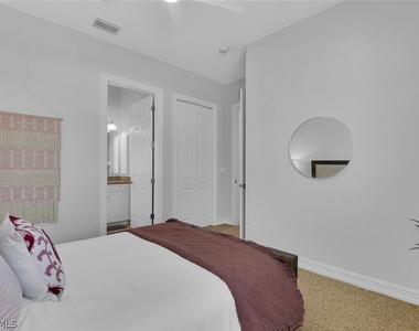 590 110th Avenue N - Photo Thumbnail 22