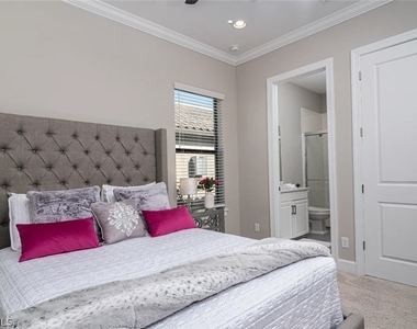 9451 Montelanico Loop - Photo Thumbnail 11