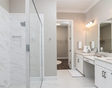 9451 Montelanico Loop - Photo Thumbnail 8