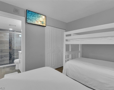 890 S Collier Boulevard - Photo Thumbnail 6