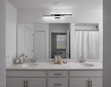 5629 Double Eagle Circle - Photo Thumbnail 16