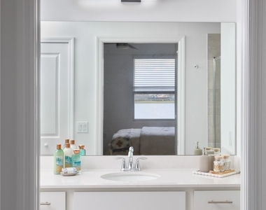 5629 Double Eagle Circle - Photo Thumbnail 10