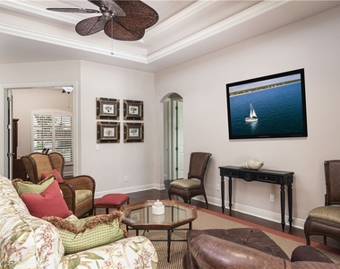 1849 N Bahama Avenue - Photo Thumbnail 5
