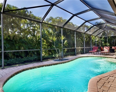 1849 N Bahama Avenue - Photo Thumbnail 2