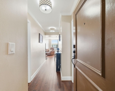 3525 Sage Road - Photo Thumbnail 2