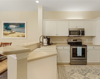 20051 Seagrove Street - Photo Thumbnail 3