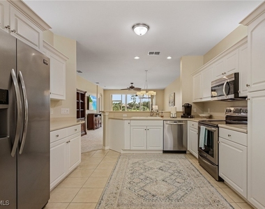 20051 Seagrove Street - Photo Thumbnail 4