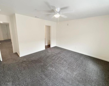 21155 Gosling Road - Photo Thumbnail 15