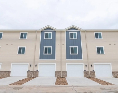 21155 Gosling Road - Photo Thumbnail 1