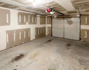 21155 Gosling Road - Photo Thumbnail 26