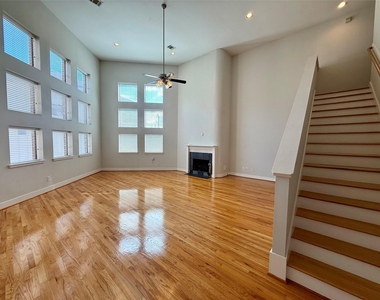 9833 Sandra Ann Court - Photo Thumbnail 10