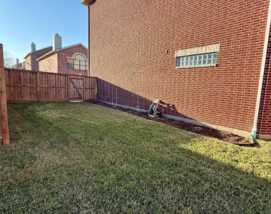9833 Sandra Ann Court - Photo Thumbnail 30