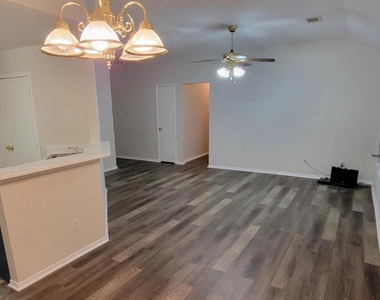 17303 Box Canyon Drive - Photo Thumbnail 4