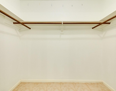 1814 Veranda Drive - Photo Thumbnail 15