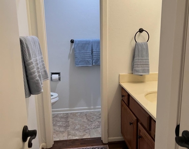 1814 Veranda Drive - Photo Thumbnail 23