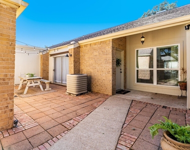 1814 Veranda Drive - Photo Thumbnail 4