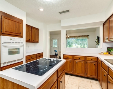 1814 Veranda Drive - Photo Thumbnail 13