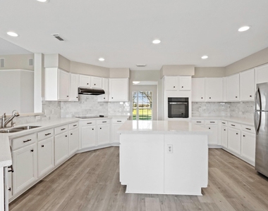 2445 Woods Road - Photo Thumbnail 8