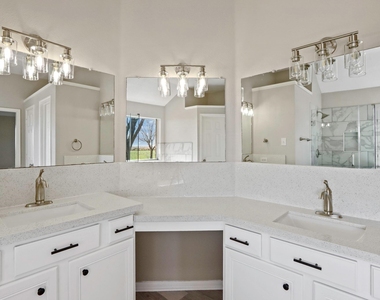 2445 Woods Road - Photo Thumbnail 15