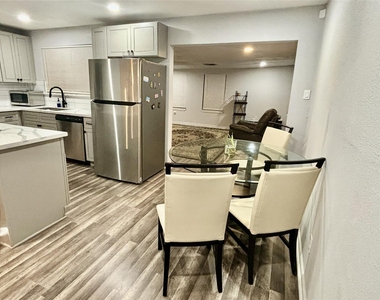 4014 Farmer Street - Photo Thumbnail 5