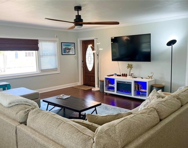 604 7th Avenue Sw - Photo Thumbnail 4