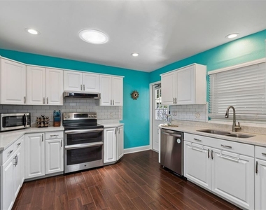 604 7th Avenue Sw - Photo Thumbnail 8