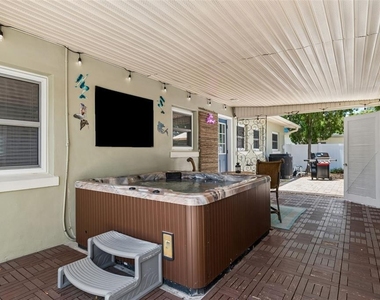 604 7th Avenue Sw - Photo Thumbnail 4