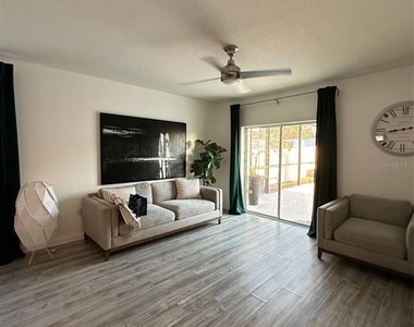 11167 Leland Groves Drive - Photo Thumbnail 4
