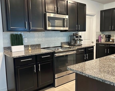 11167 Leland Groves Drive - Photo Thumbnail 10