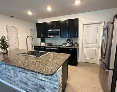 11167 Leland Groves Drive - Photo Thumbnail 11