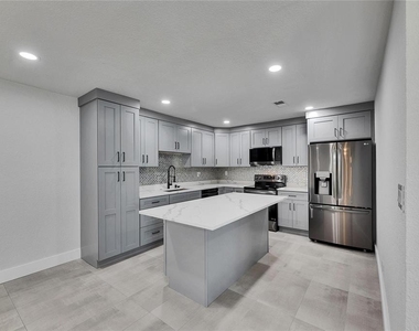 1025 Apollo Beach Boulevard - Photo Thumbnail 11