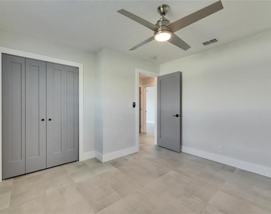 1025 Apollo Beach Boulevard - Photo Thumbnail 28