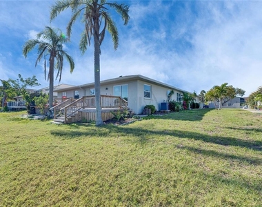 1025 Apollo Beach Boulevard - Photo Thumbnail 5